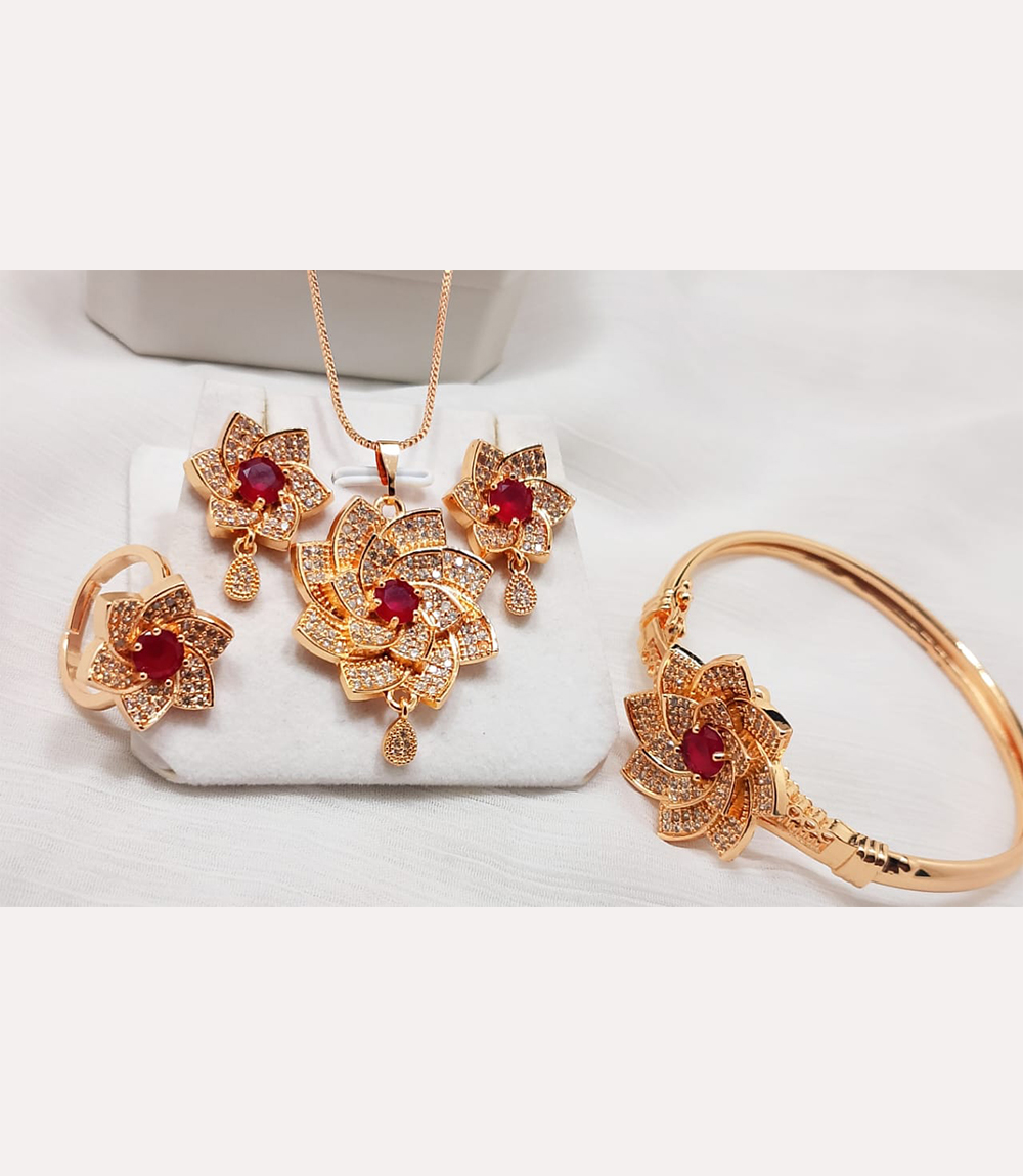 Artificial Jewelry Golden and Red Locket Set